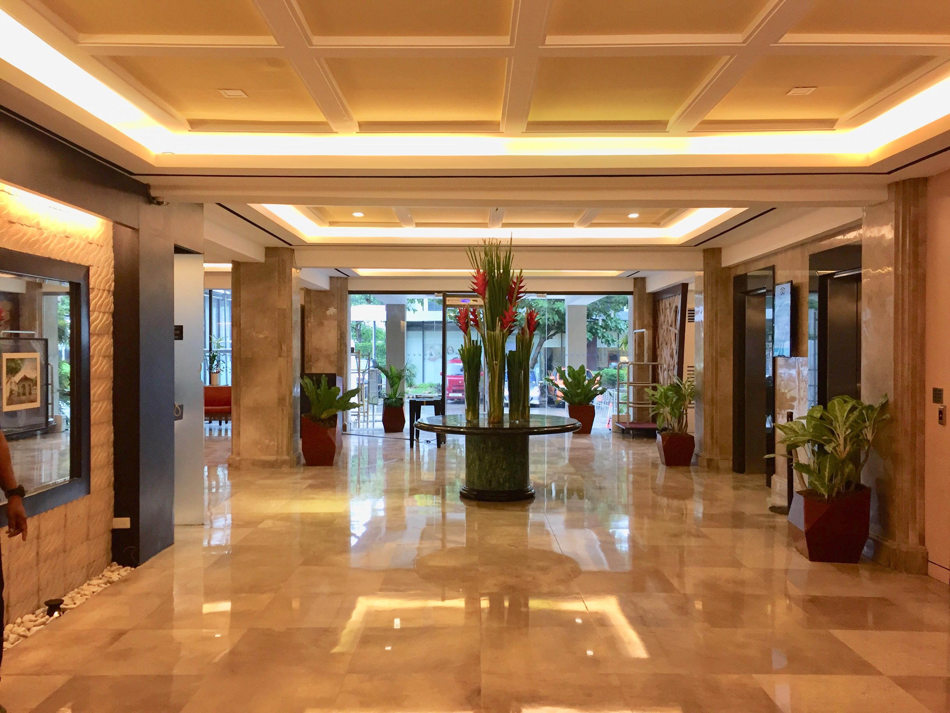 Cebu Grand Hotel Bagian luar foto