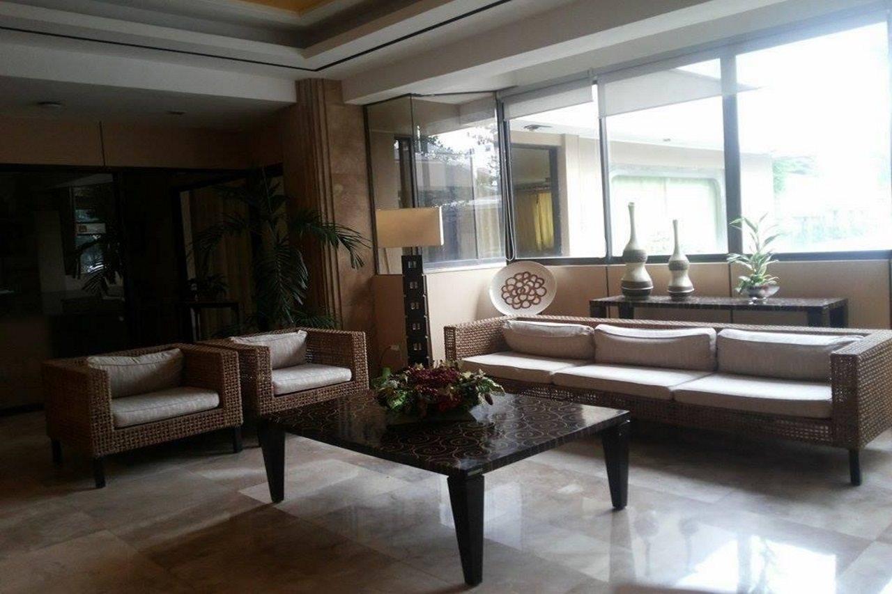 Cebu Grand Hotel Bagian luar foto