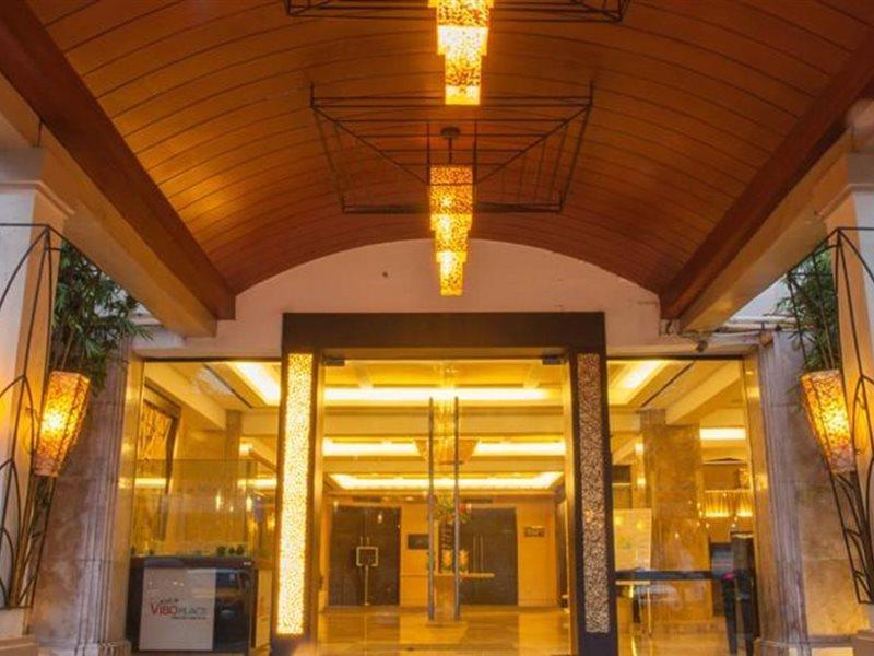 Cebu Grand Hotel Bagian luar foto